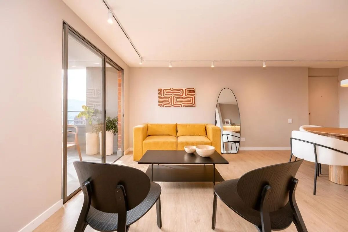 Magnifico Apartamento De 2 Habitaciones Con Ac Y Vistas En El Poblado Medellin