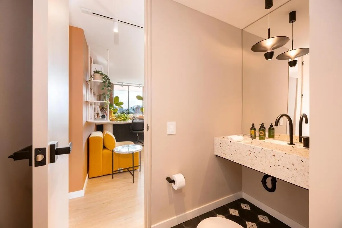 Magnifico Apartamento De 2 Habitaciones Con Ac Y Vistas En El Poblado Medellin