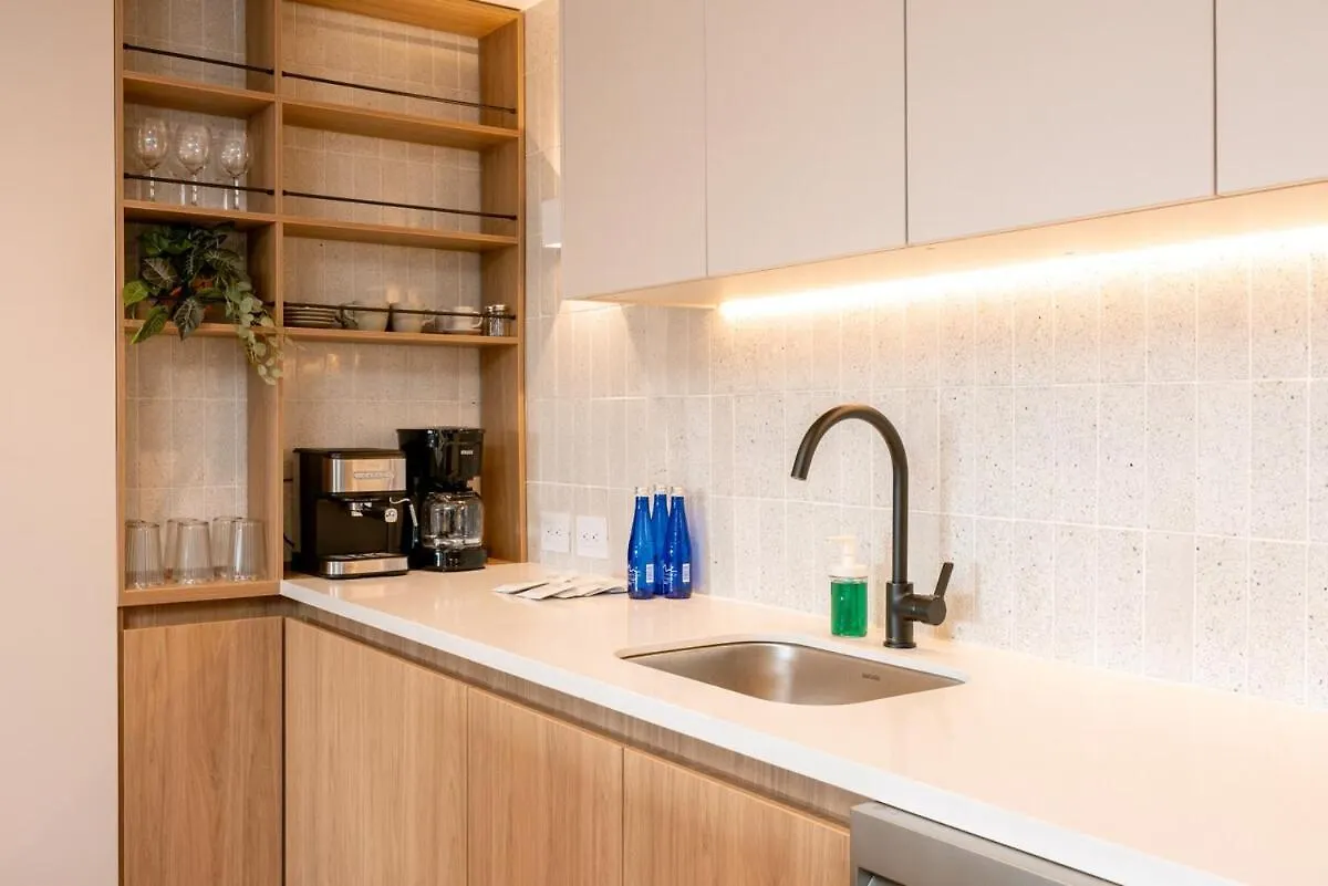 Magnifico Apartamento De 2 Habitaciones Con Ac Y Vistas En El Poblado Medellin Apartment