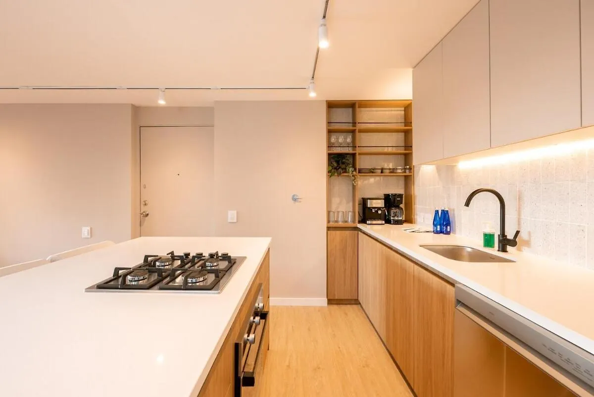 Magnifico Apartamento De 2 Habitaciones Con Ac Y Vistas En El Poblado Medellin