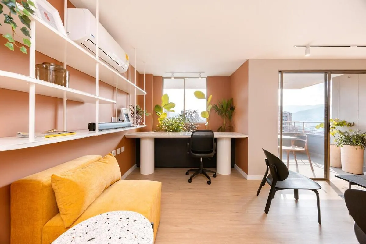 Magnifico Apartamento De 2 Habitaciones Con Ac Y Vistas En El Poblado Medellin